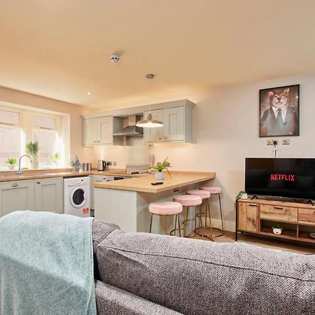 The Stunning Central Harrogate Abode - Sleeps 6 מראה חיצוני תמונה