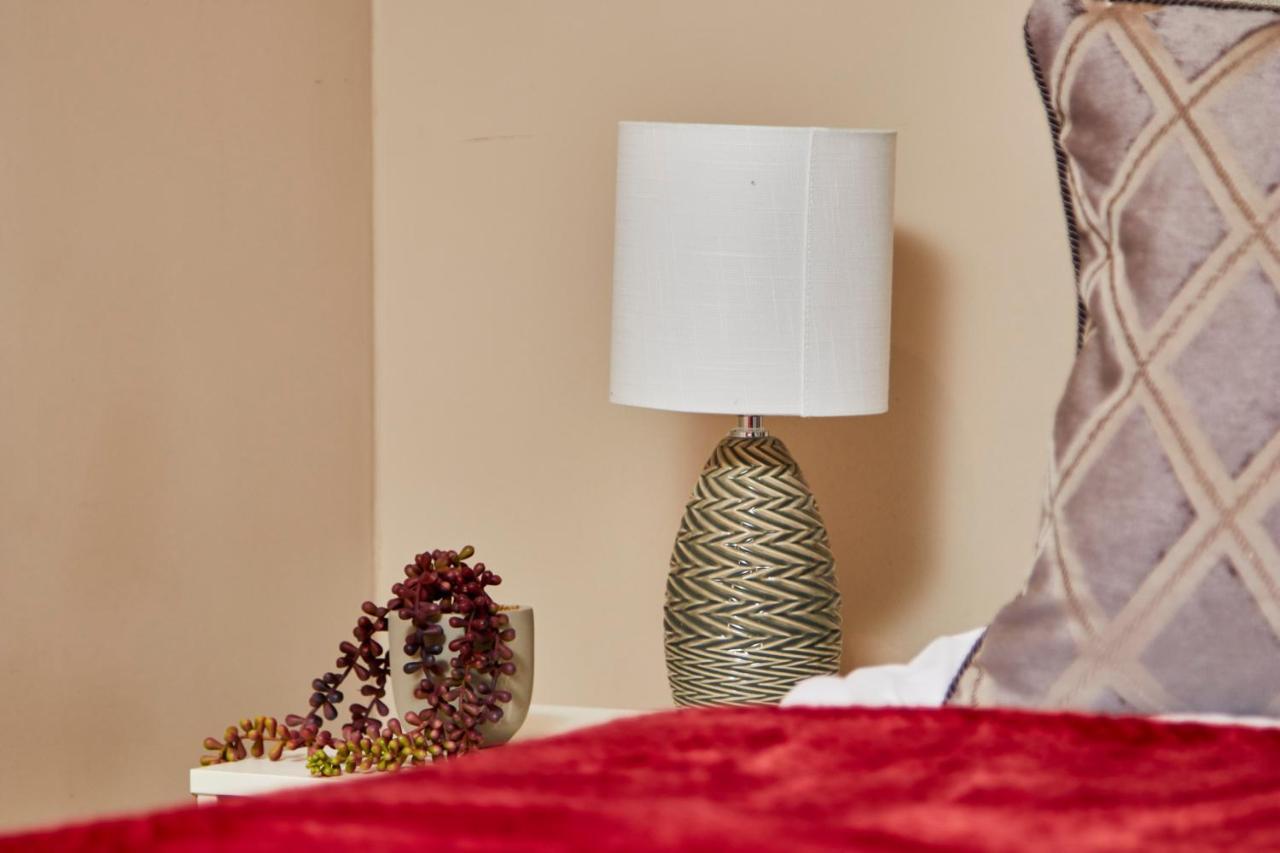 The Stunning Central Harrogate Abode - Sleeps 6 מראה חיצוני תמונה